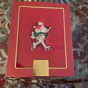Lenox Collectible "Skating Mickey" Ornament Walt Disney Showcase Collection New!